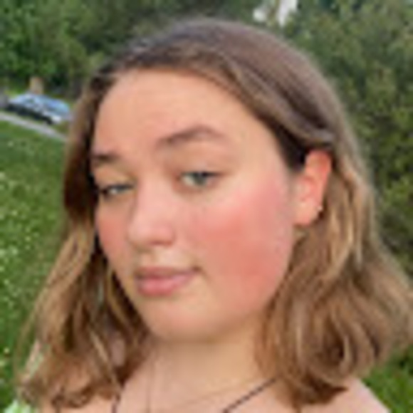 Meet your Posher, Ruby - Picture 1 of 1